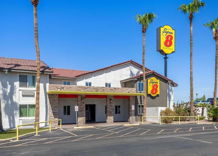 Hotel: Super 8 By Wyndham Goodyear/Phoenix Area
